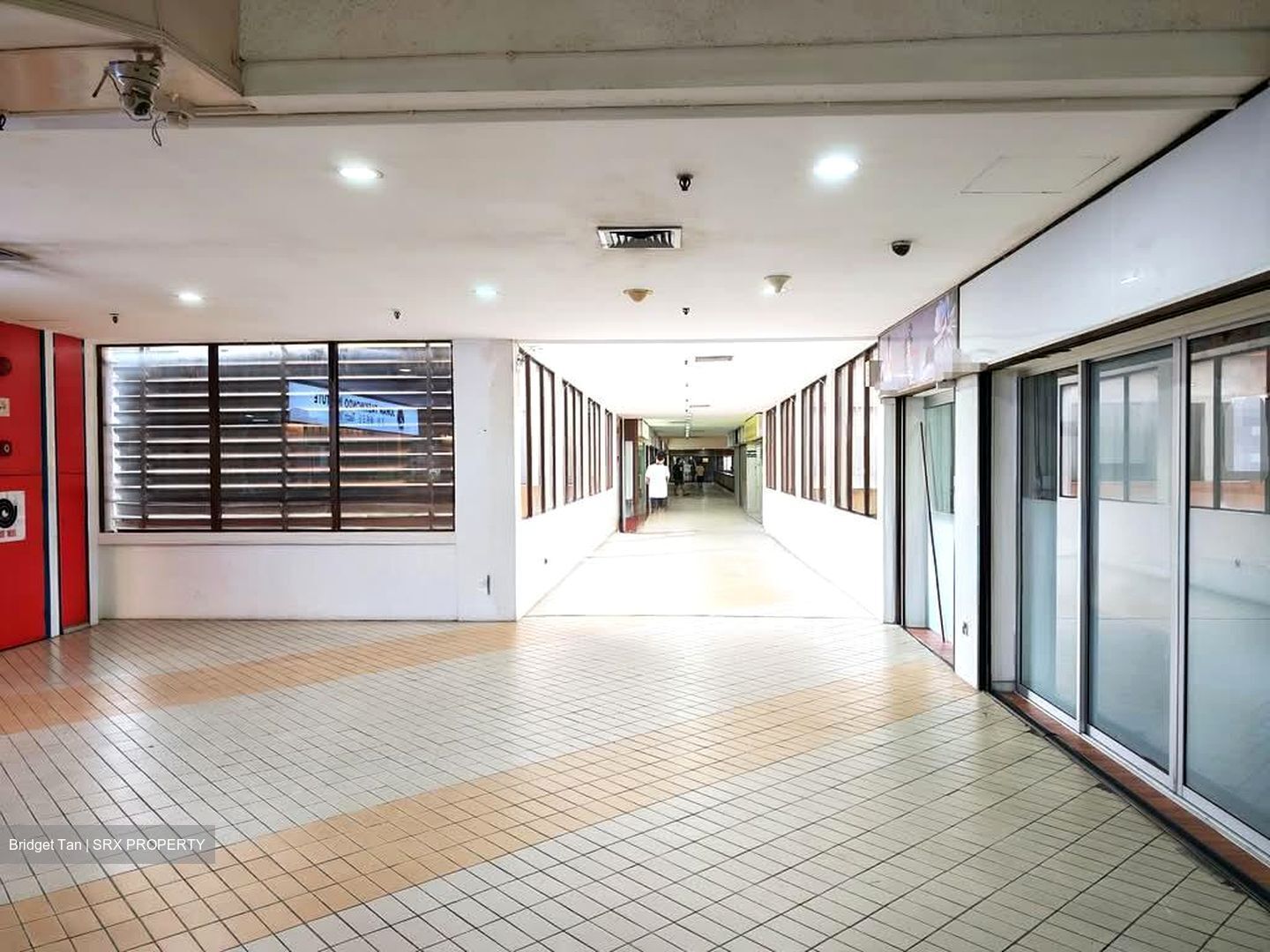 Upper Serangoon Shopping Centre (D19), Shop House #559562771
